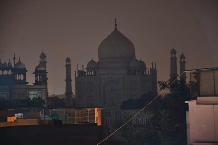 Hotel Sai Palace Walking Distance From Taj Mahal--View Of Taj Mahal Agra  Exterior photo